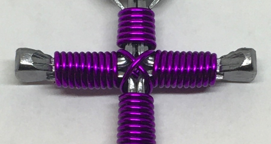 1 color - Bold Wire Zipper Pull Cross
