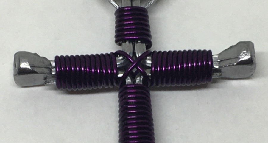 1 Color - Zipper Pull Cross (fine-wrap)